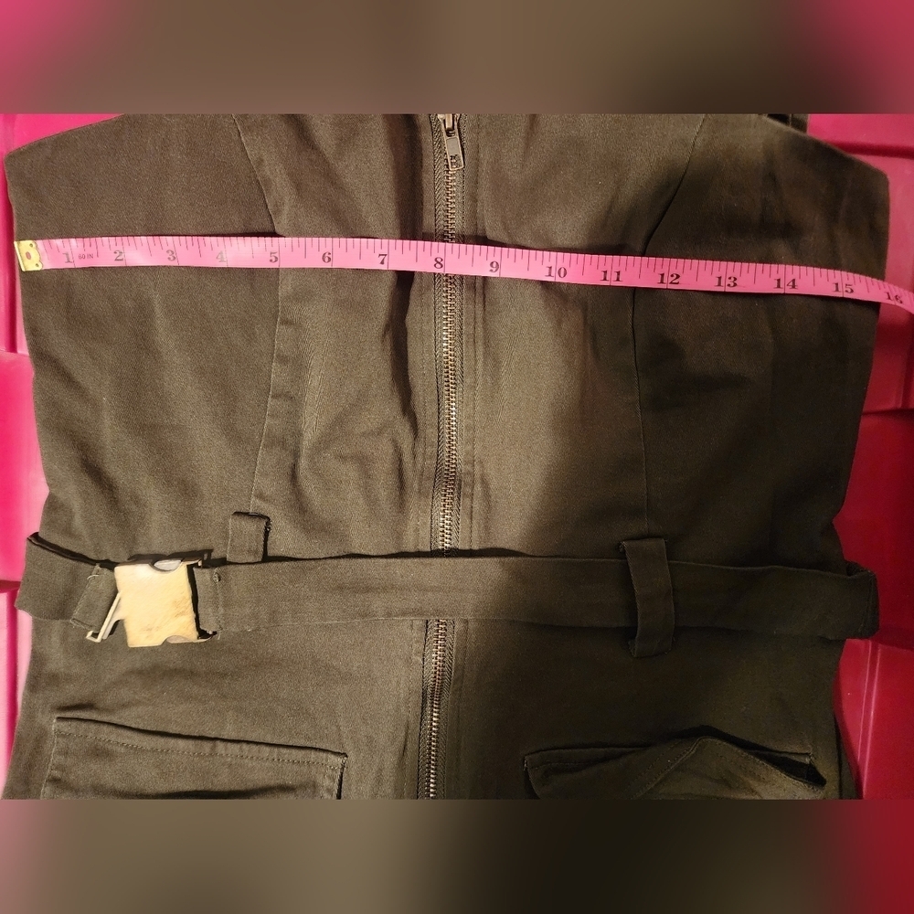 Olive green The Vintage shop jumpsuit. Size L - Picture 6 of 6